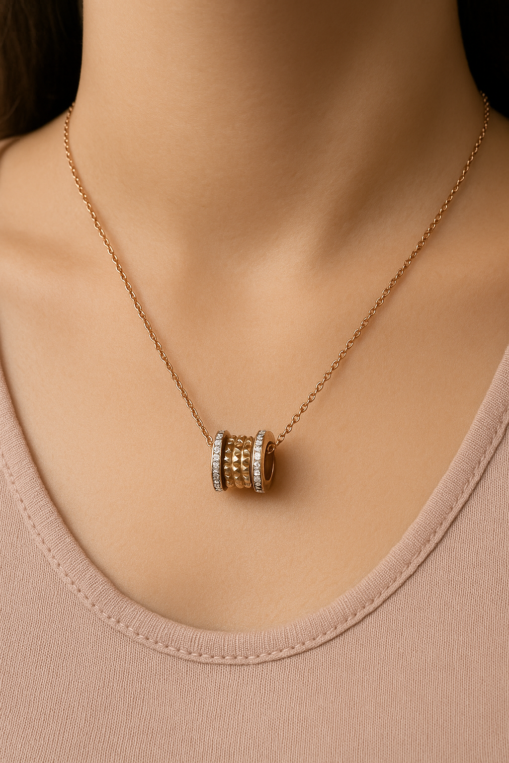 Eternal Glow – Collier Cylindre Or Rose & gold dore